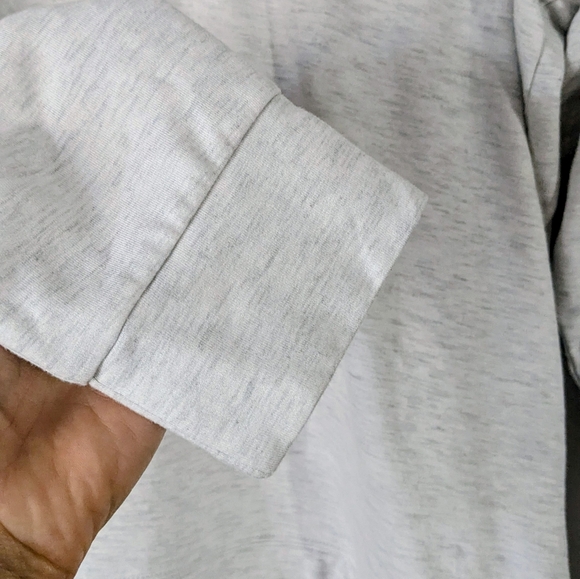 Las Vegas Raiders Women’s Mock Neck Henley Sleep Top – Size M - Picture 4 of 5